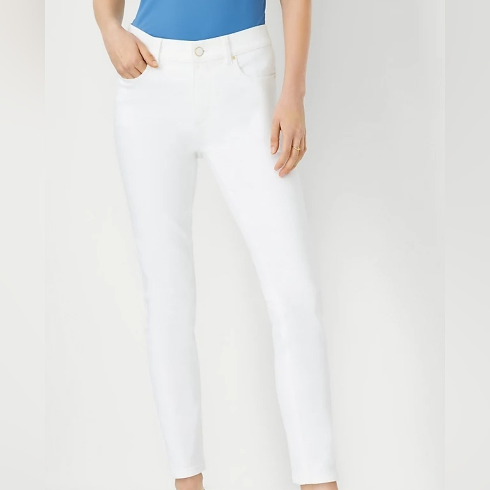 ANN TAYLOR Sculpting Skinny White Jeans